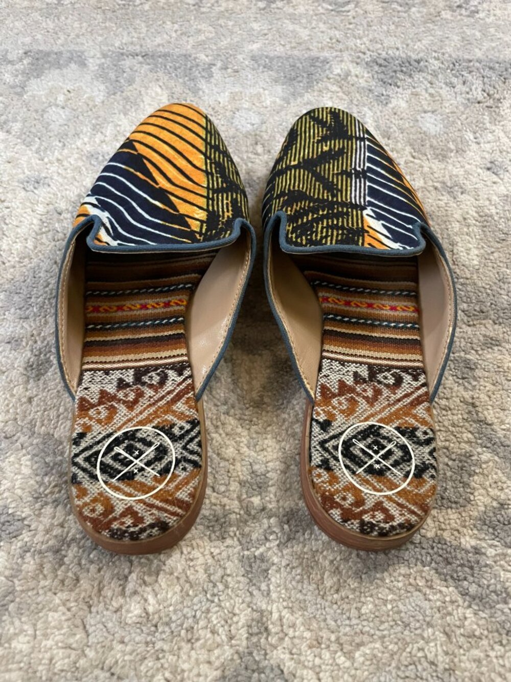 Inkkas Slip On Mules - 8 - Picture 6 of 7